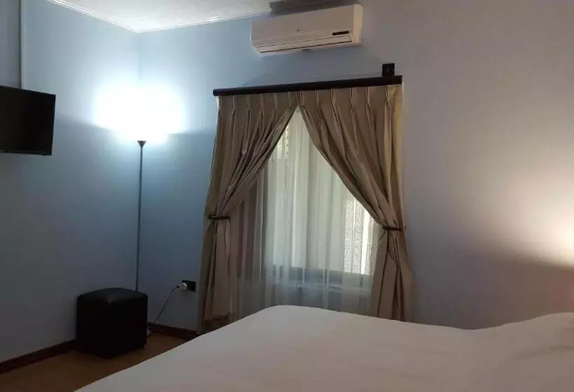 پانسیون White City Inn