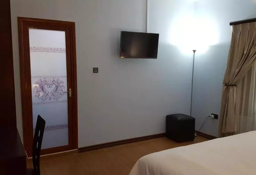 پانسیون White City Inn