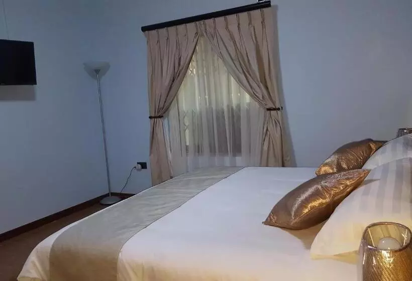 پانسیون White City Inn