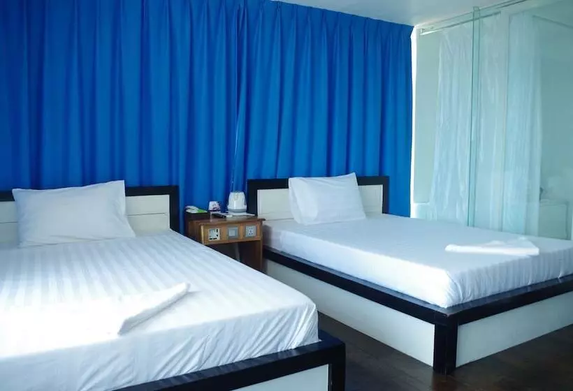 استراحتگاه Koh Rong Ocean View Bungalows