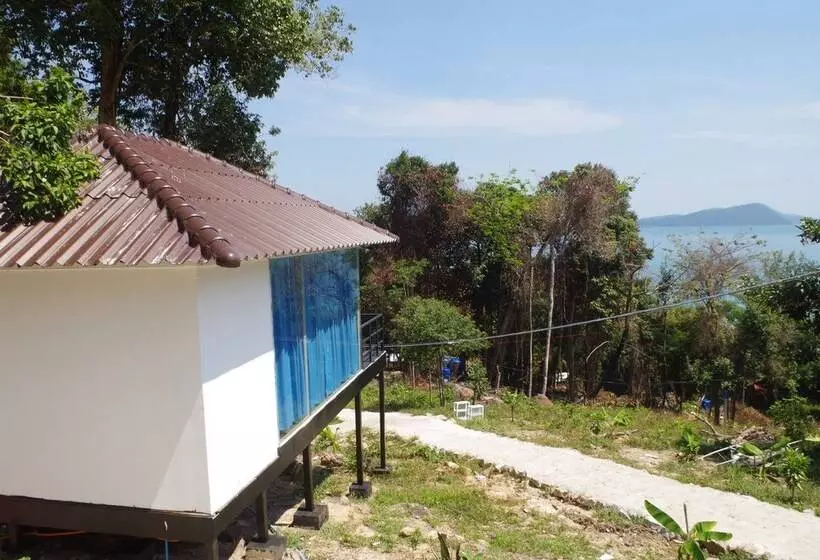 استراحتگاه Koh Rong Ocean View Bungalows