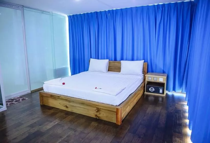 استراحتگاه Koh Rong Ocean View Bungalows