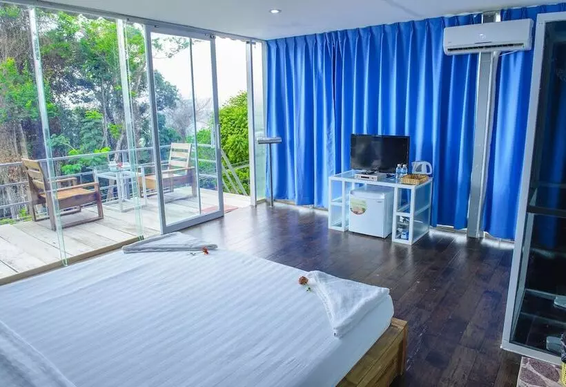 استراحتگاه Koh Rong Ocean View Bungalows