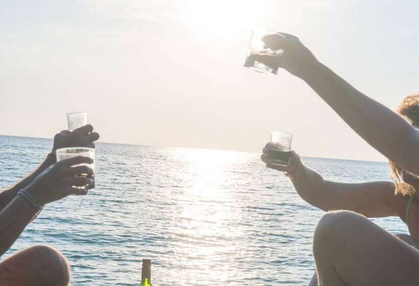 Royal Retreat Resort