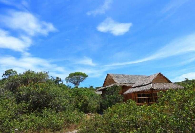 Royal Retreat Resort