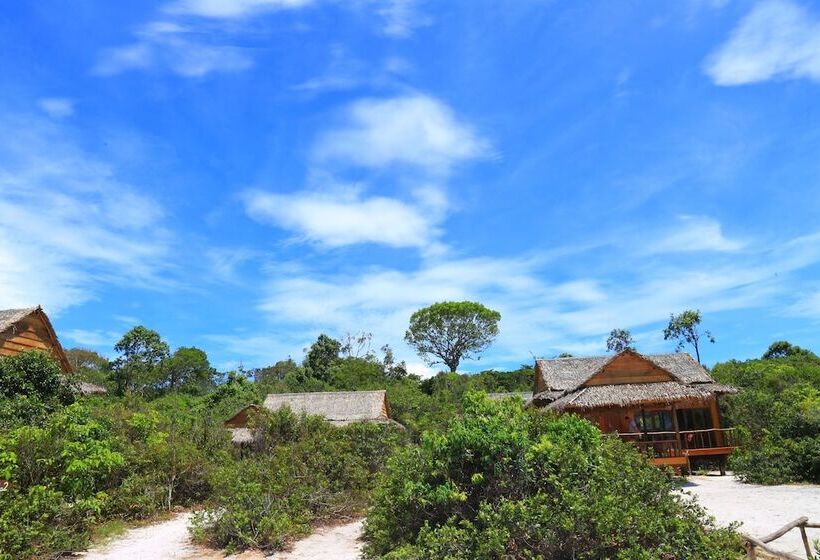 Royal Retreat Resort