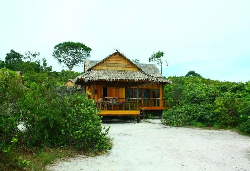 Royal Retreat Resort