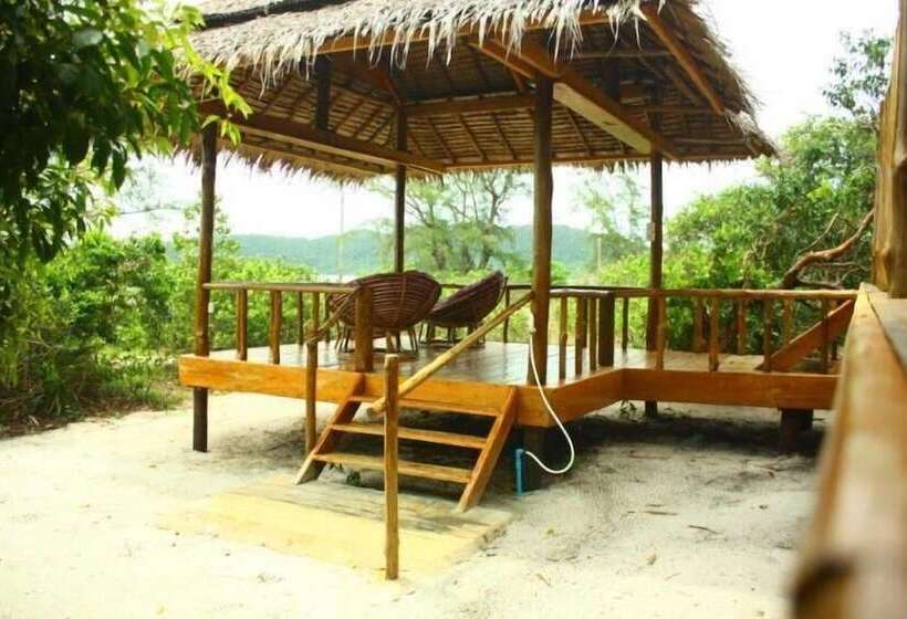 Royal Retreat Resort