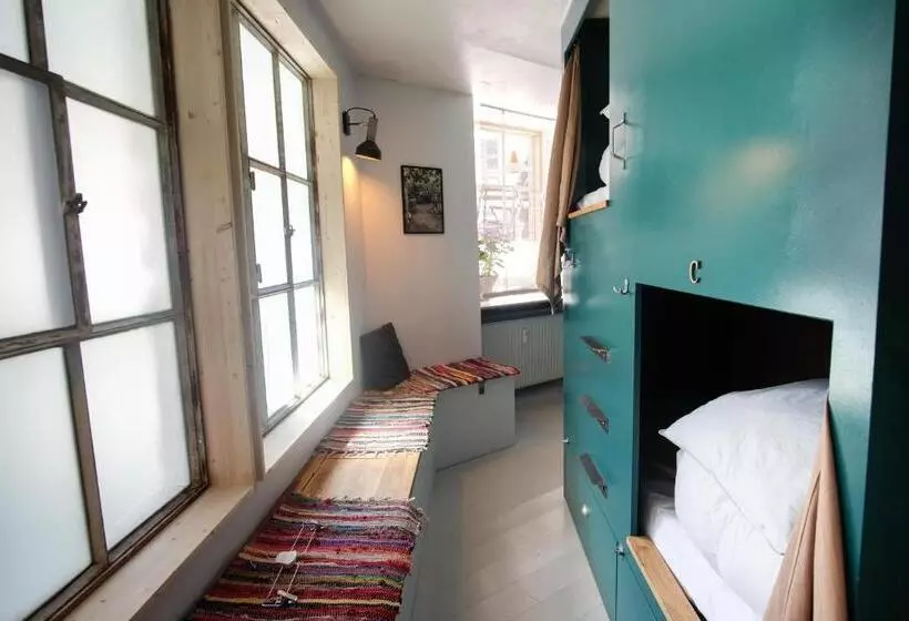 הוסטל Capsule Hotel Copenhagen