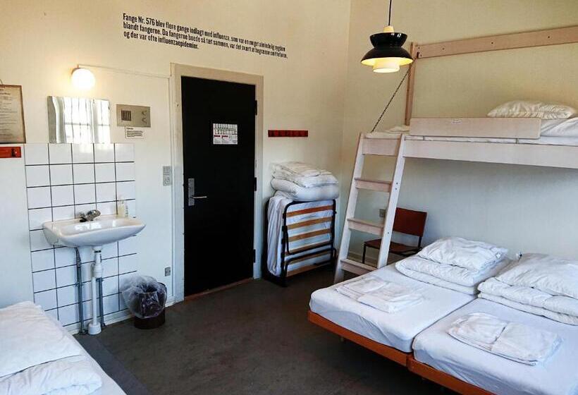 Cămin Sleepin Fængslet