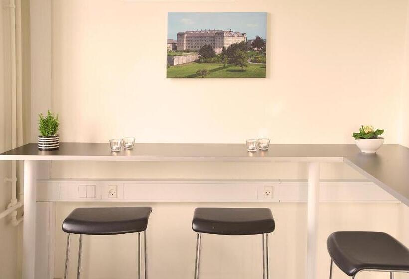 Cămin Sleepin Fængslet