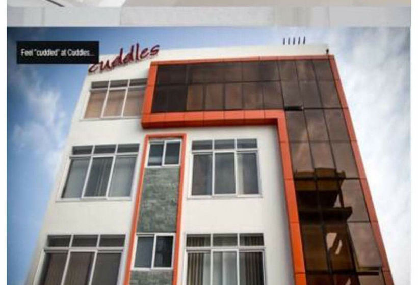 Cuddles Plus Apartments