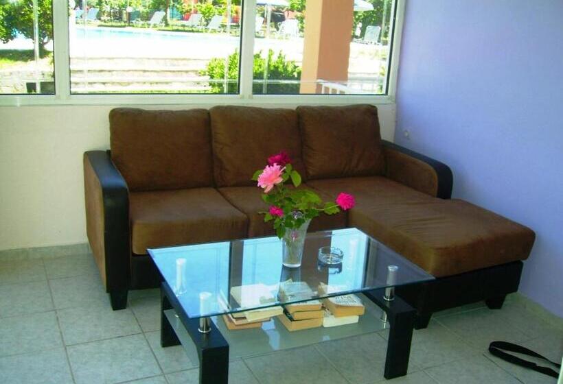 Hotel Aggelos Family