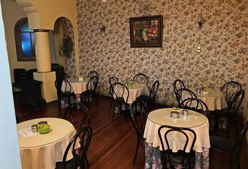 Hotel Cordillera