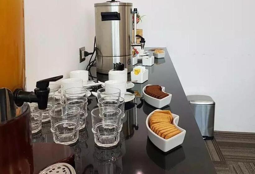 Hotel D&v Concepcion