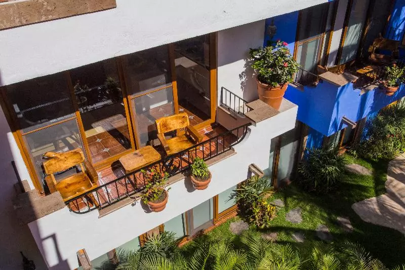 Hotelli Casa Lotería Pueblito Sayulita Colorful, Family And Relax Experience With Private Parking And Pool