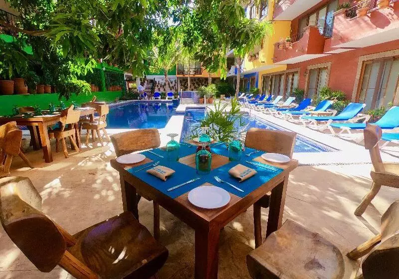 Hotelli Casa Lotería Pueblito Sayulita Colorful, Family And Relax Experience With Private Parking And Pool