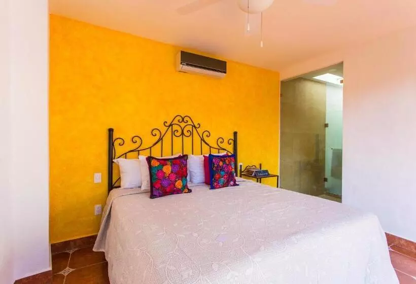 Hotelli Casa Lotería Pueblito Sayulita Colorful, Family And Relax Experience With Private Parking And Pool
