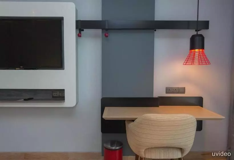 ホテル Ibis Styles Batam Nagoya