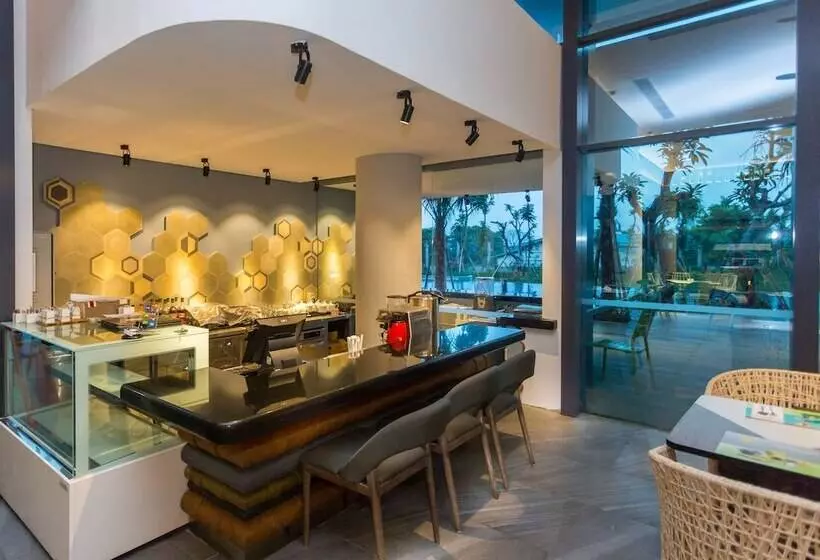 ホテル Ibis Styles Batam Nagoya