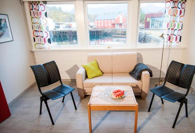 Lofoten Sommerhotell Og Vandrerhjem