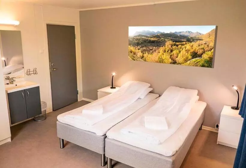 Lofoten Sommerhotell Og Vandrerhjem