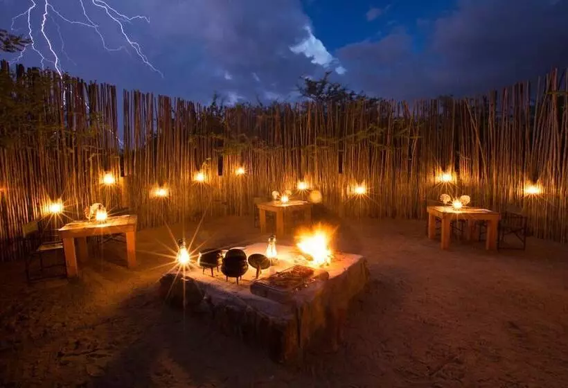 ホテル Ngama Tented Safari Lodge