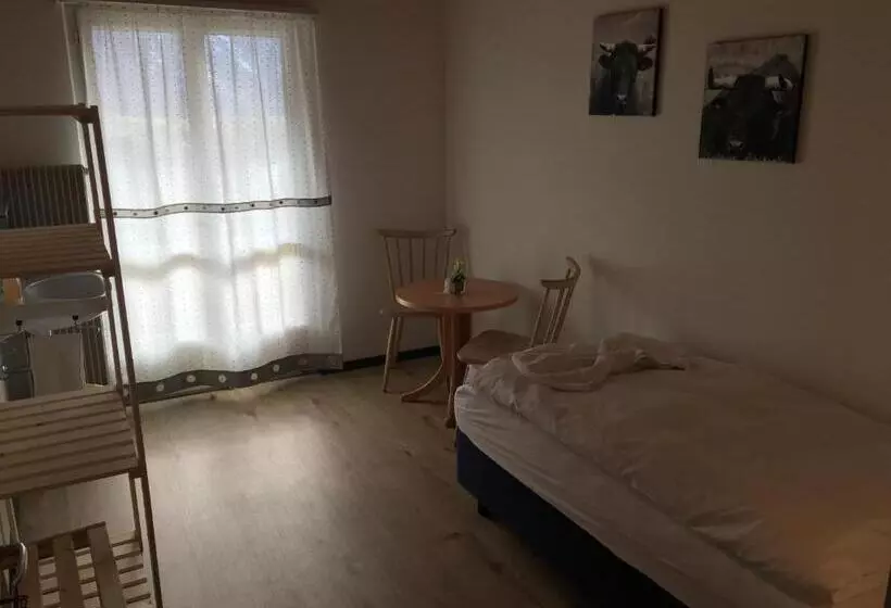 ホテル Gasthaus   Restaurant Simplon Va Hie