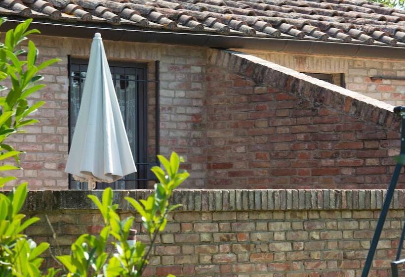 בית מלון כפרי Podere Vesta