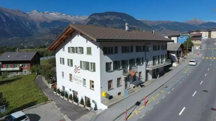 ホテル Gasthaus   Restaurant Simplon Va Hie