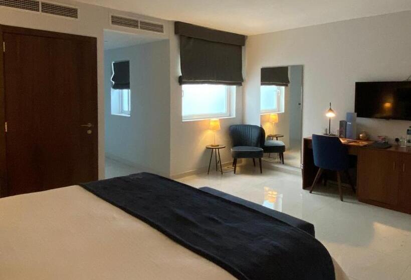 هتل The Duke Boutique