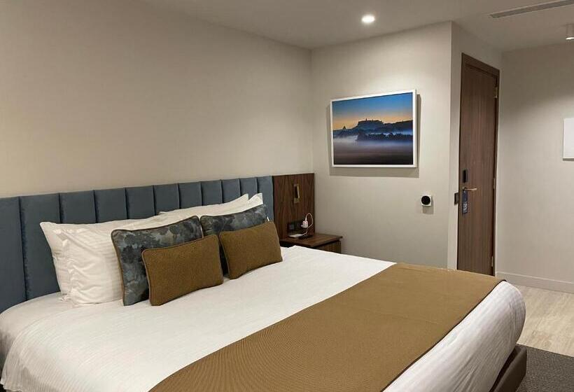 هتل The Duke Boutique