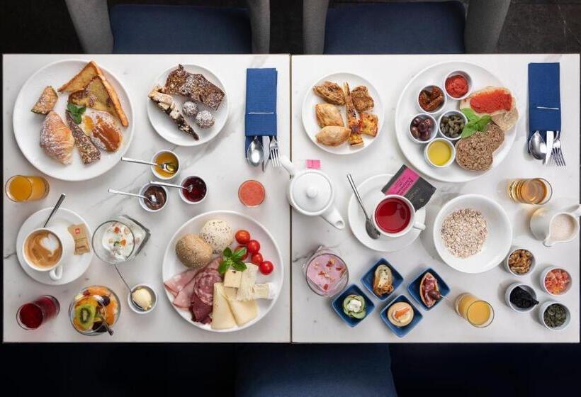 هتل The Duke Boutique