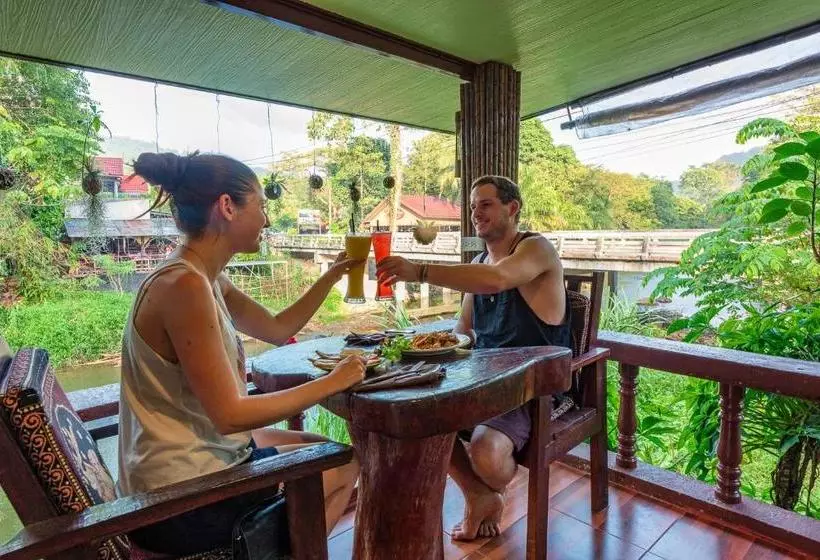 Khao Sok Riverfront Resort