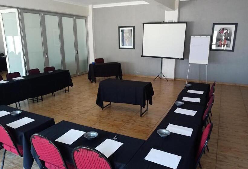 Khayalami Hotel   Ermelo