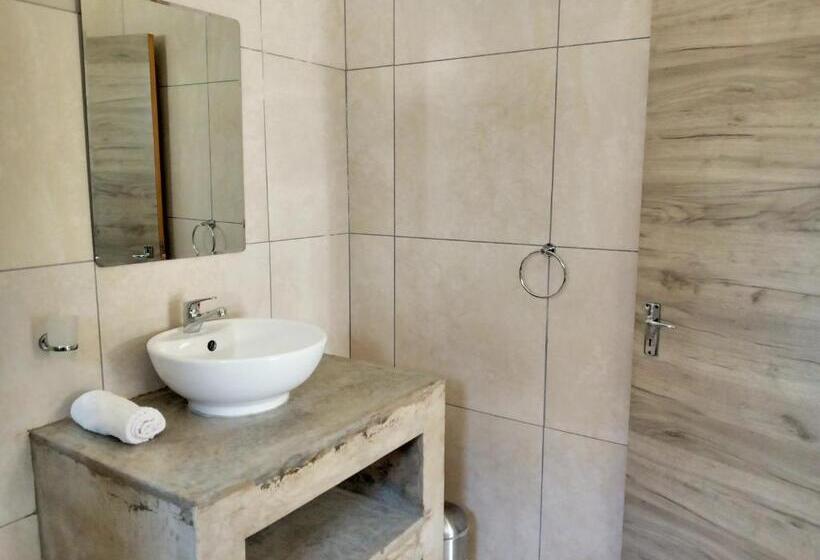 Khayalami Hotel   Ermelo