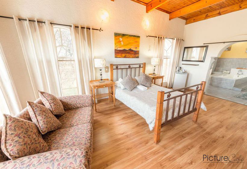 פנסיון Just Tiffany Guest House