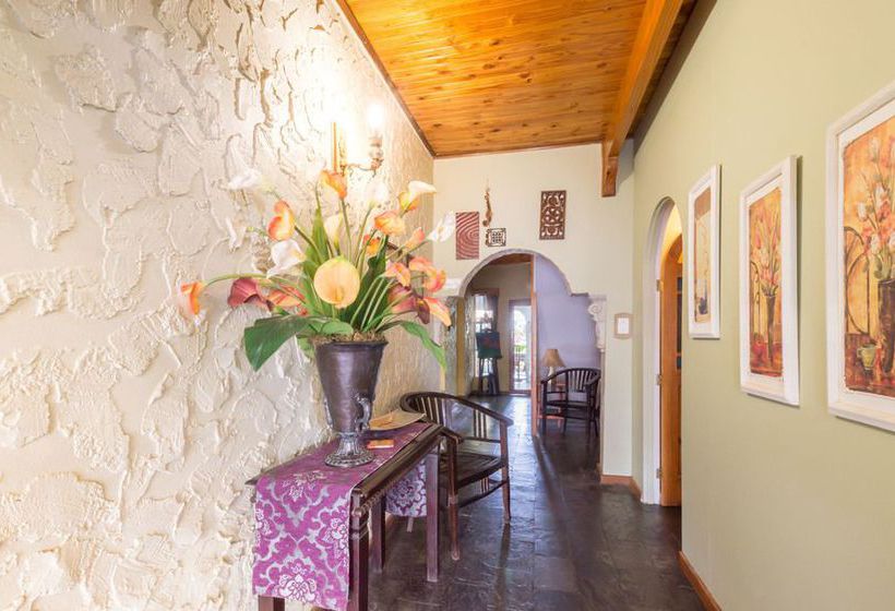 פנסיון Just Tiffany Guest House