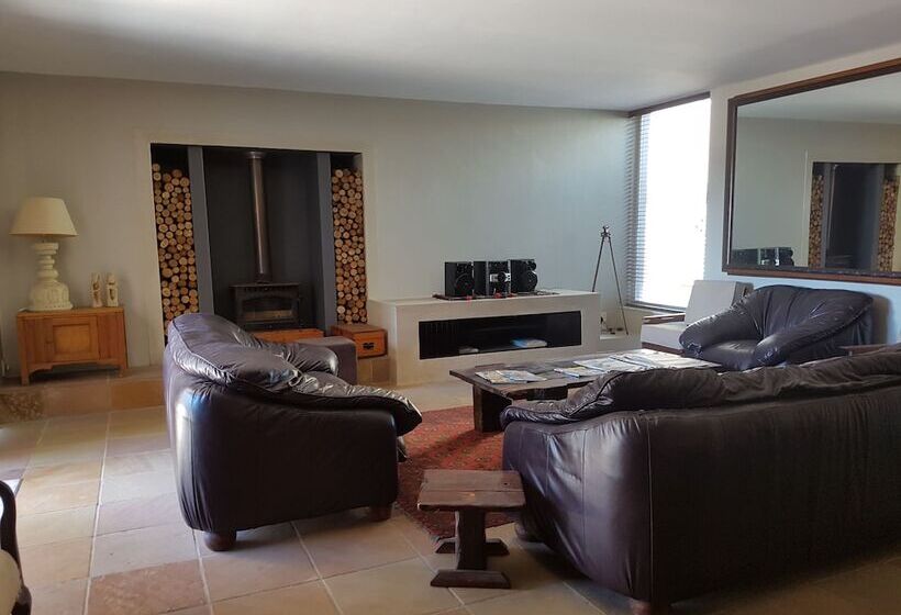 פנסיון Melkbosch Guesthouse