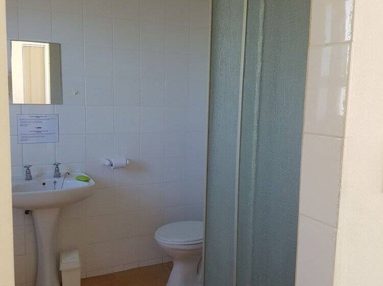 פנסיון Melkbosch Guesthouse