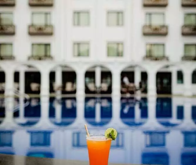 ホテル Ramada By Wyndham Goa Vagator