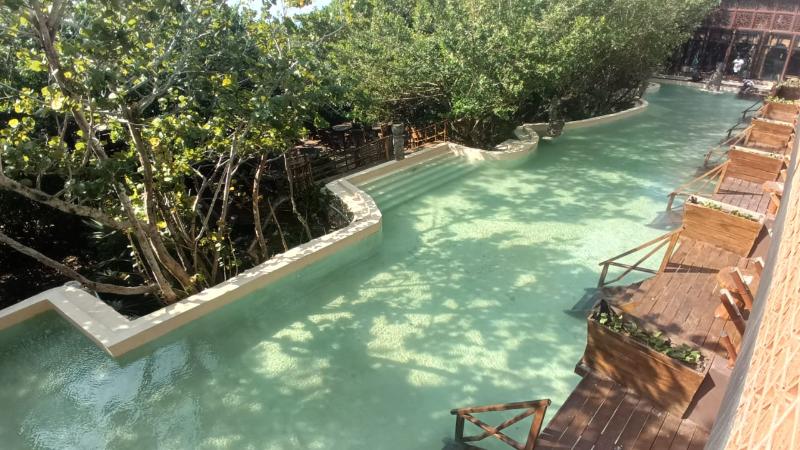 ホテル Akuazul Resorts