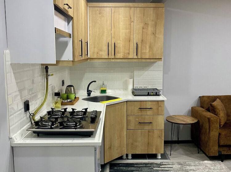 Hotel Ozn Suıt Aırport