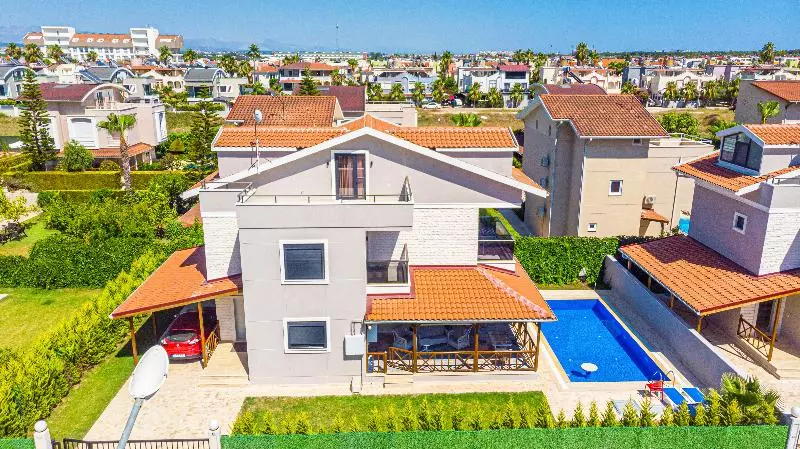 Hotelli Paradise Town Villa Majesty