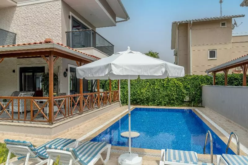 Hotelli Paradise Town Villa Majesty