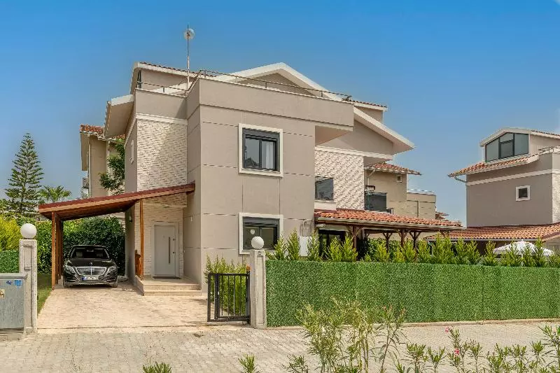 Hotelli Paradise Town Villa Majesty