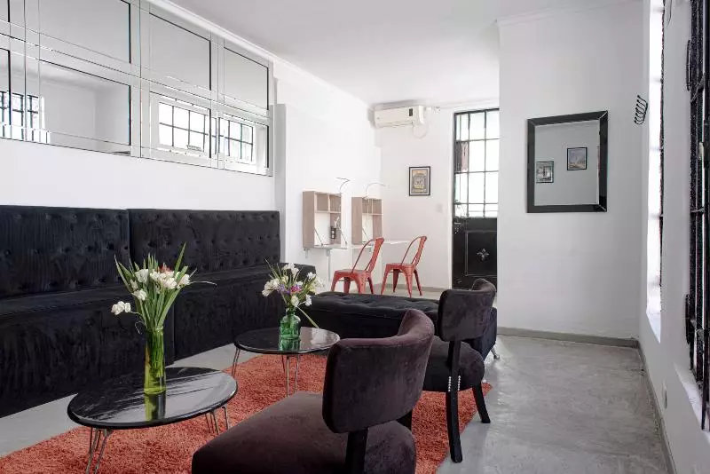 هتل Ph Palermo Hostel