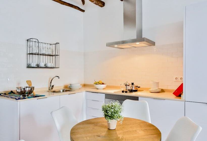 La Jⲟya De Los Patios Apartamentos Turísticos