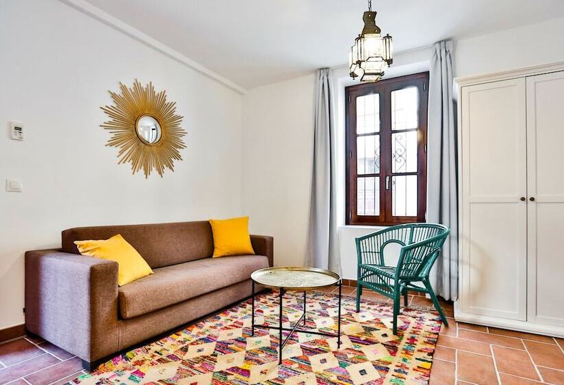 La Jⲟya De Los Patios Apartamentos Turísticos