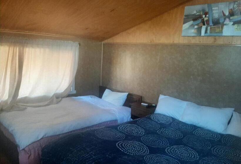 ベッドアンドブレックファースト Wool & Wood House